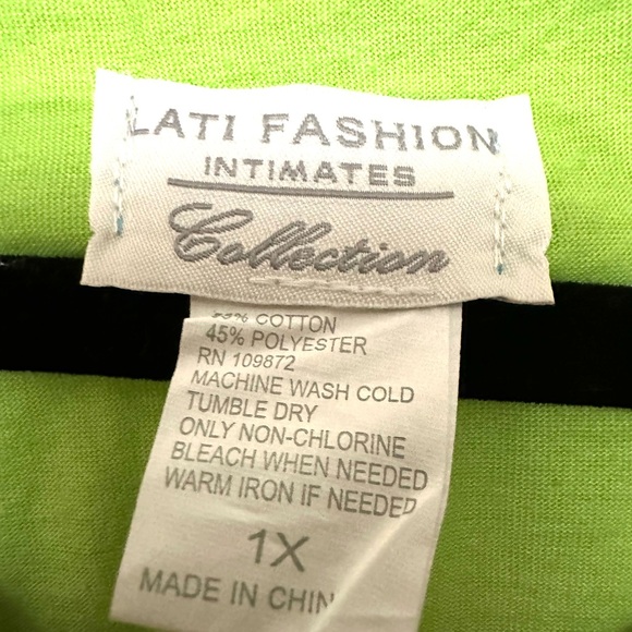 Lati Fashions PJ gown - Picture 3 of 4